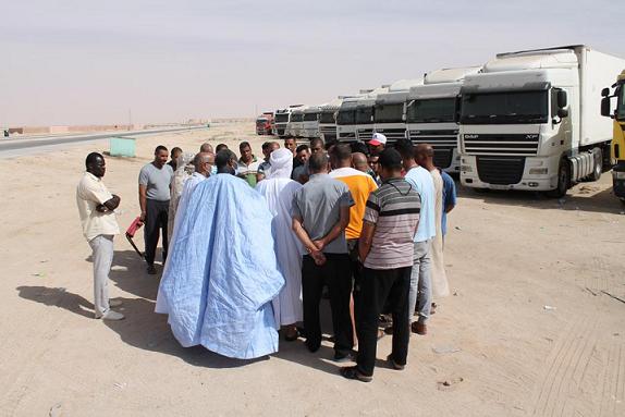 وفد برلماني موريتاني كبير في زيارة تضامنية لسائقي الشاحنات العالقين